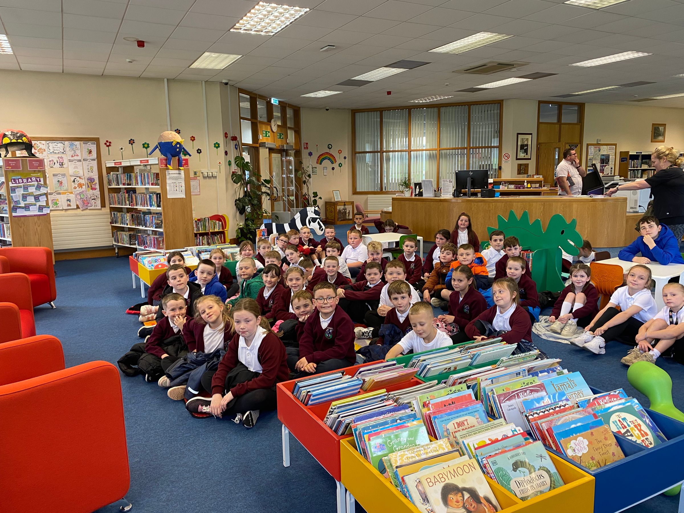 Year 4 B & C final visit to Creggan library before their renovations