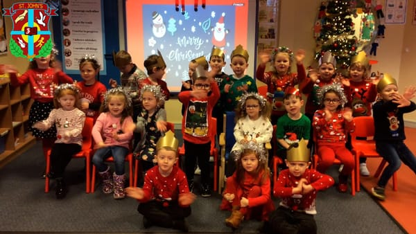 1A - Miss J Boyle - Christmas Show