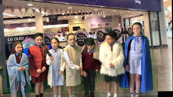 Year 5B Pupils Record Persuasive Adverts!🎥