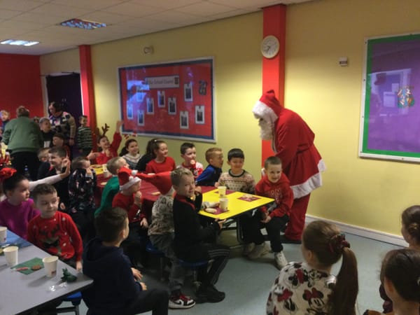 4A and 4B loved our breakfast with Santa this morning