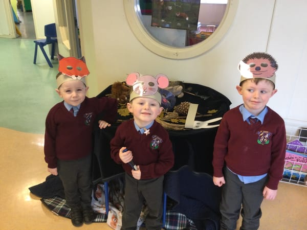 Year 1a &1b learning about The World Around Us