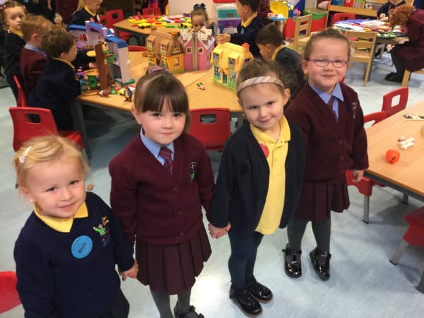 Year 1a Visited Bligh’s Lane Nursery today😊
