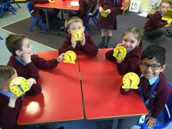 Learning to tell the time in 3B