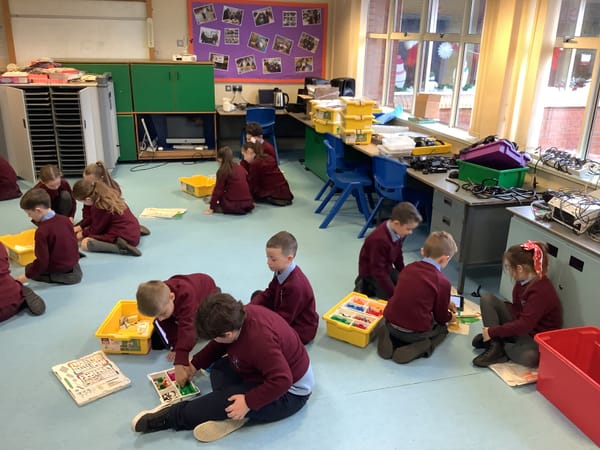 Year 4B enjoying Lego robotics