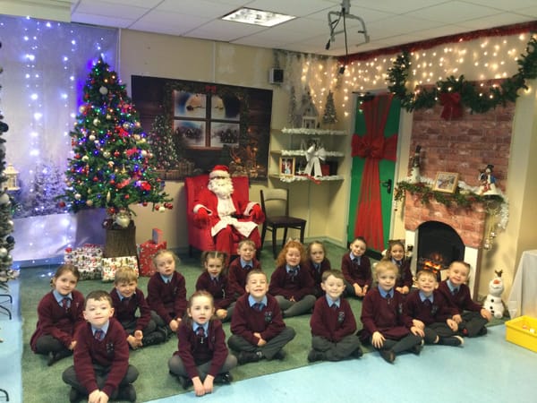 Year 2A visit Santa 🎅