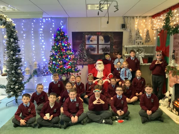 Y6A Visit our Santa Room