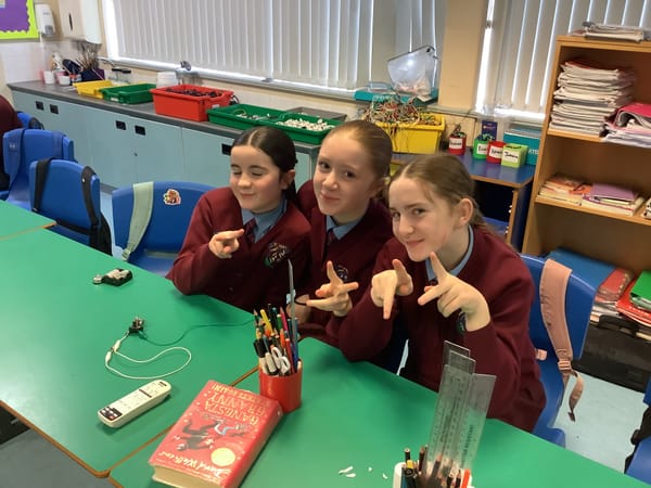 7B really enjoyed learning about circuits today.