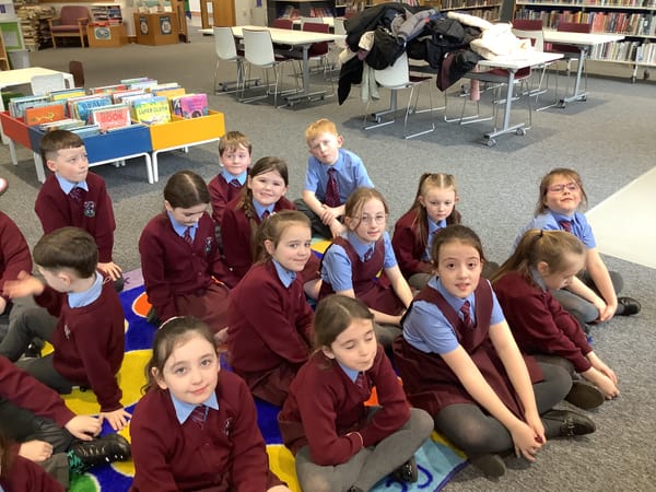 Year 4B had a great visit to Creggan Library